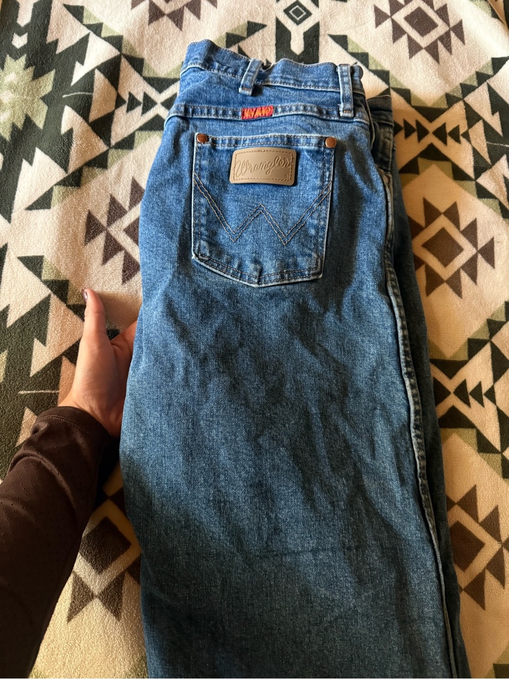 Women’s cowboy cut wrangler jeans 15/36